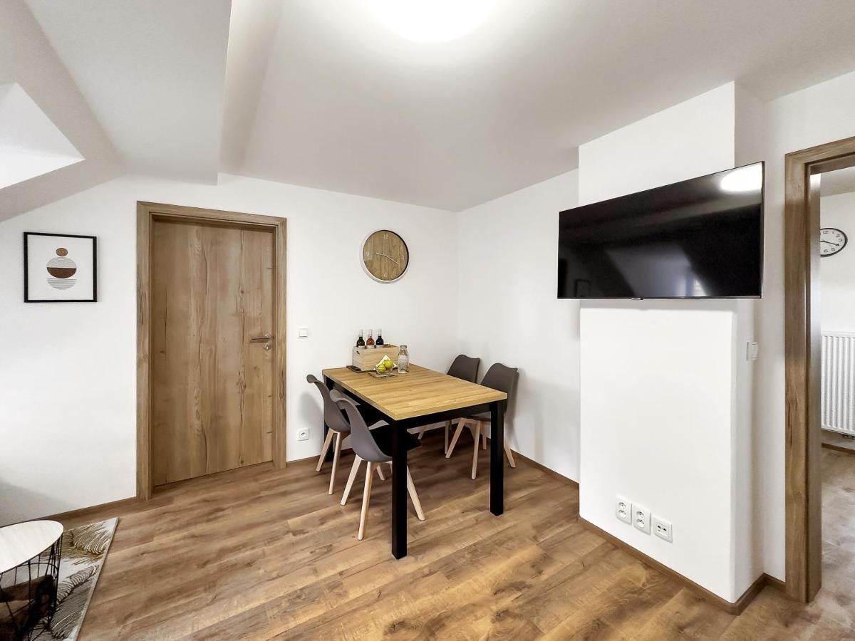 Apartment Katrin 2 Karlovy Vary Dış mekan fotoğraf